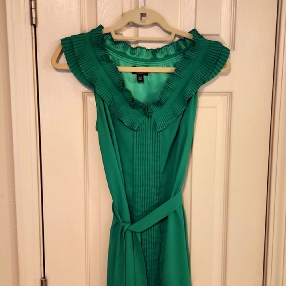 Nicole by Nicole Miller Kelly Green Sleeveless Blouse
